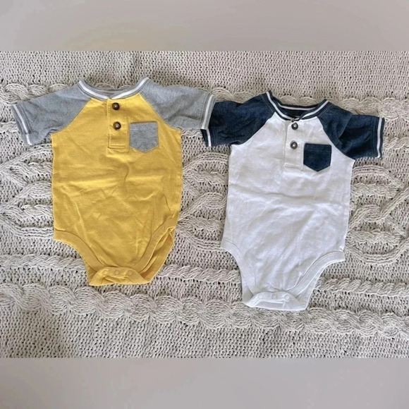 6-9 months Geranimals button onesie set - Picture 1 of 4